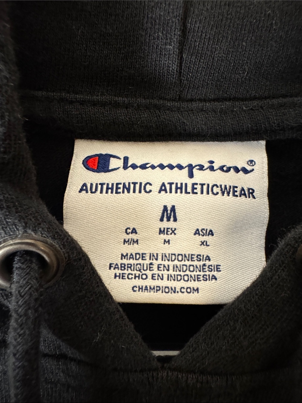 Men Sweater Subcategory Classification - Picture 3 of 3